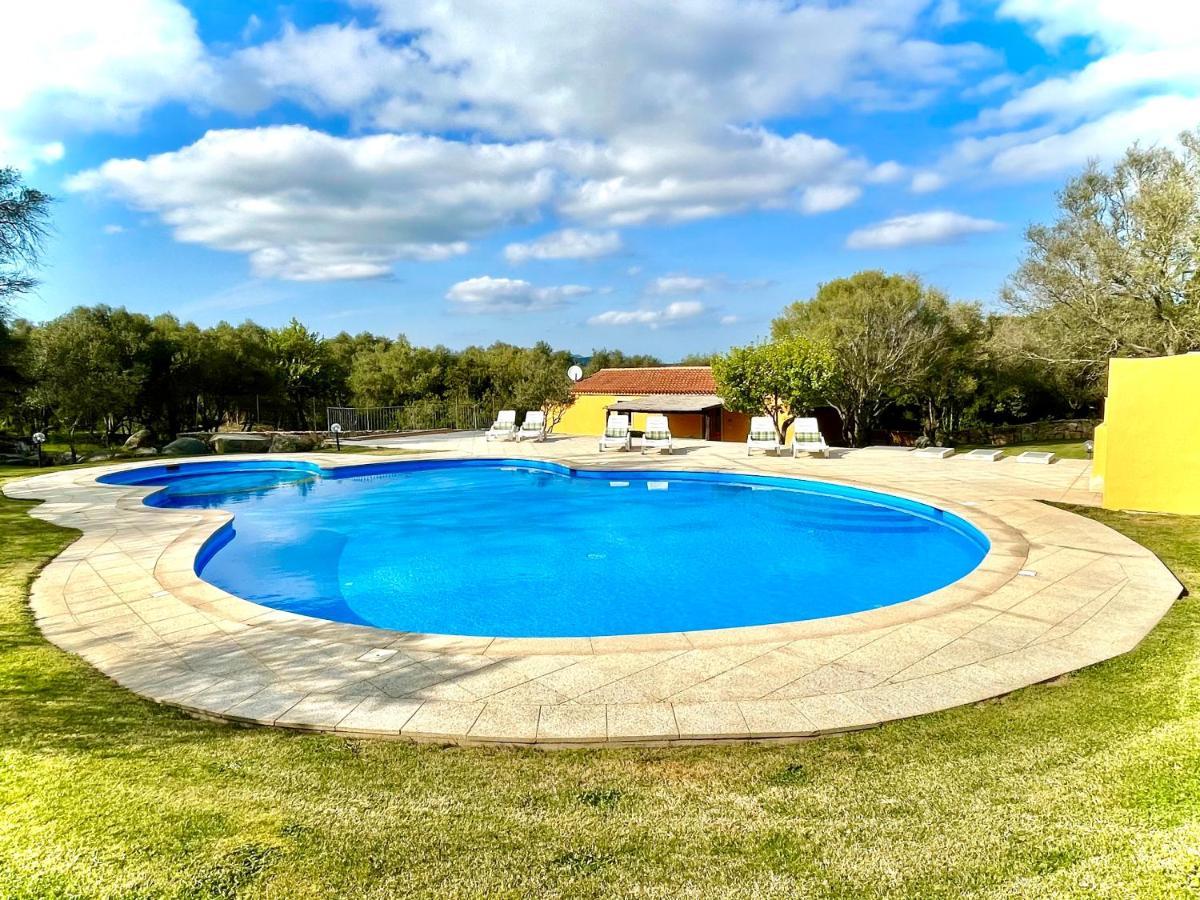 Punta D'Acu Country Resort أرتْساكينا المظهر الخارجي الصورة